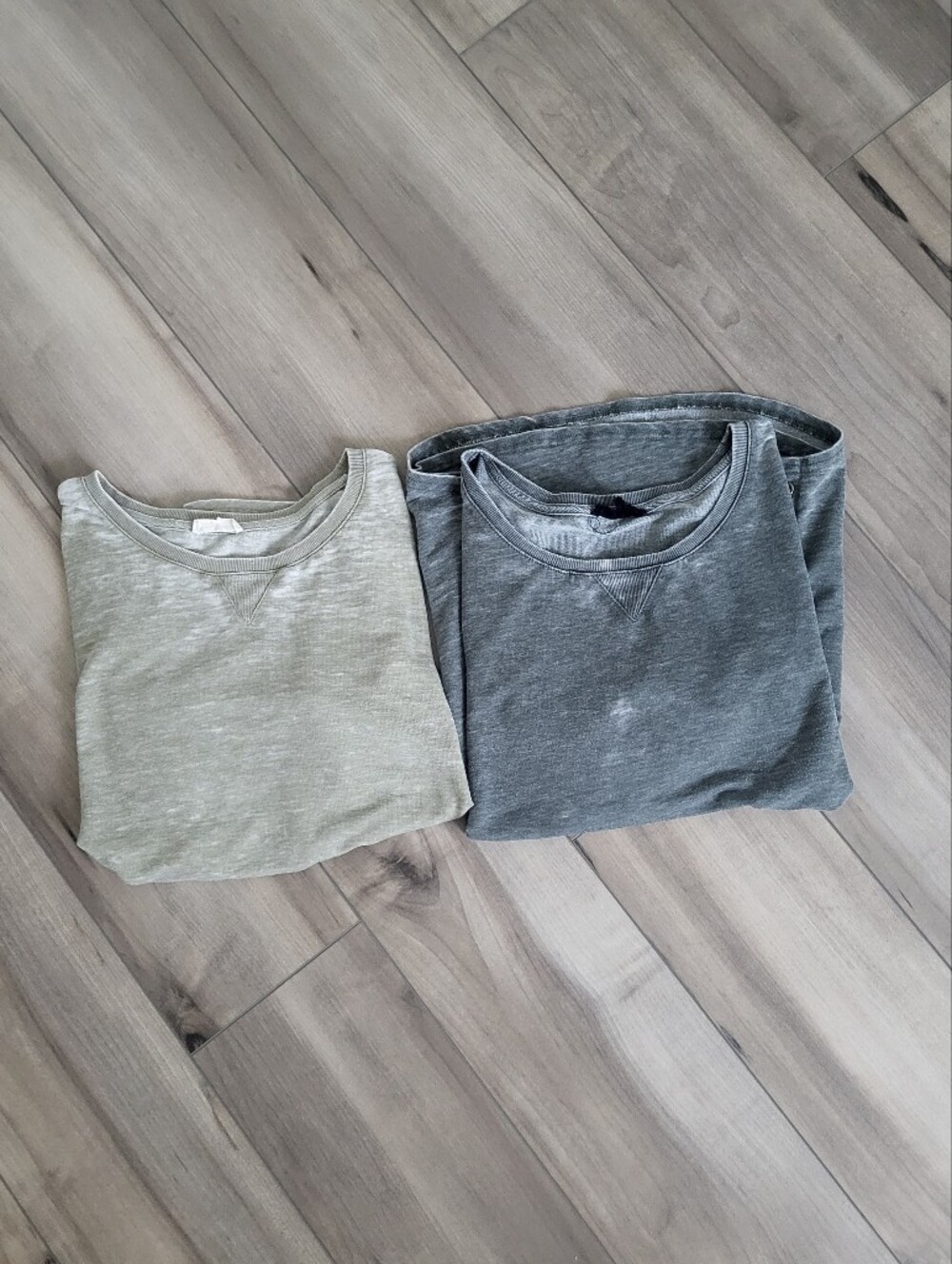 Jane and Delancey acid wash tops, 2 tops - Picture 5 of 12
